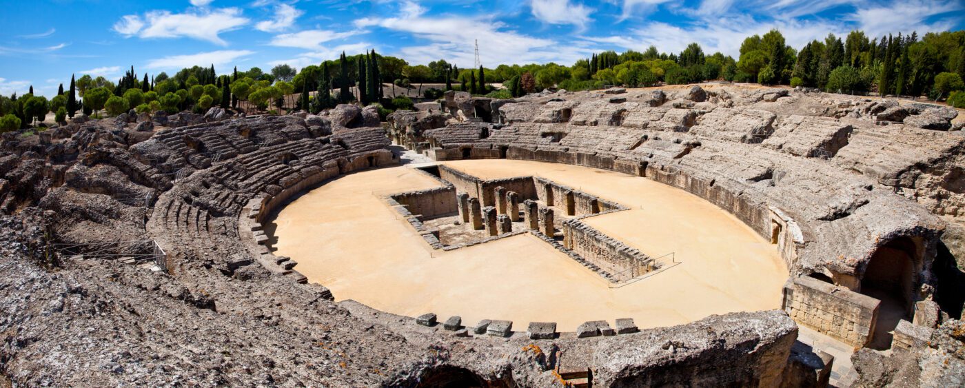 Itálica (Santiponce, Sevilla): La Ciudad Romana que Dio Luz a Emperadores